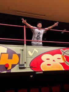 Guilherme Luã Pereira and the completed mural (2)
